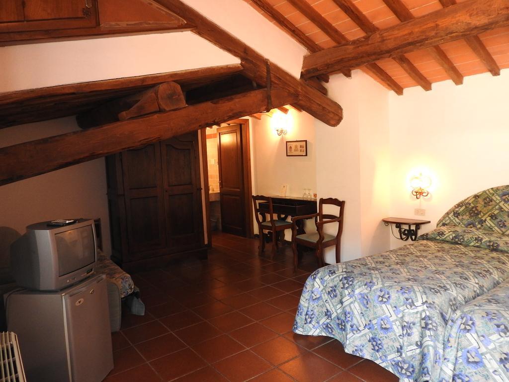 Relais Borgo Di Toiano Guest House Sovicille Luaran gambar
