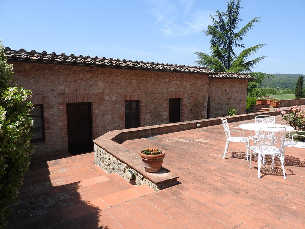 Relais Borgo Di Toiano Guest House Sovicille Luaran gambar
